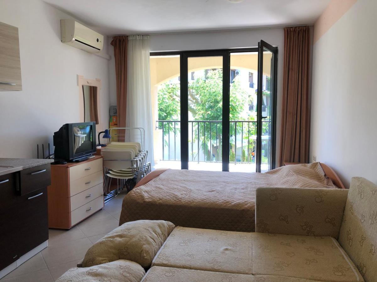 Apartments In Green Life Complex - 1 Bedroom And Studio Созополь Екстер'єр фото